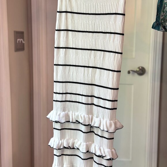 Mable Ruffle Knit Twin Set Maxi Skirt & Crop Top - Picture 3 of 5